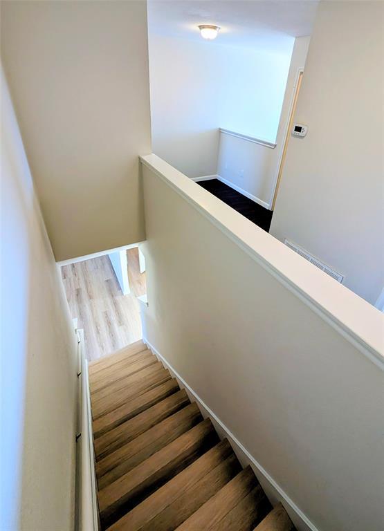 Building Photo - 222 Phillips St