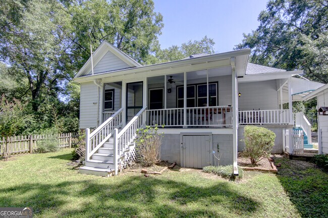 Building Photo - 127 Wilkins Rd