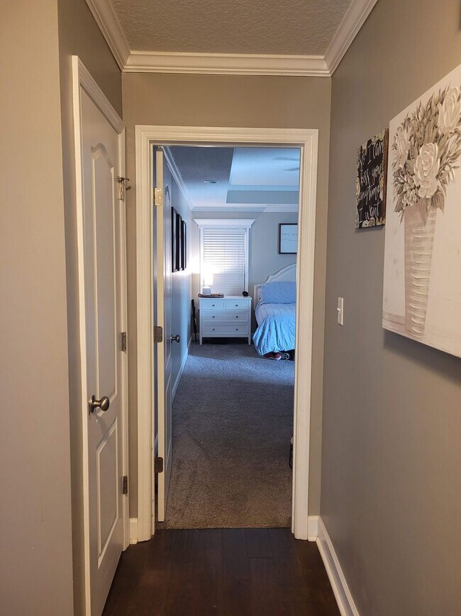 Building Photo - Exquisite Southern Living: 3BR/2BA Gem with Modern Touches, Fenced Yard, and Community Pool in Be...