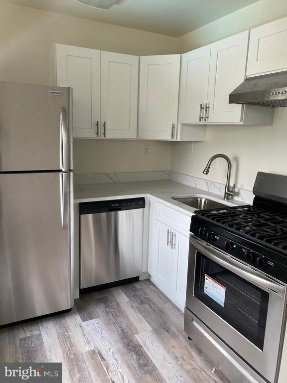 Building Photo - 3515 Washington Blvd