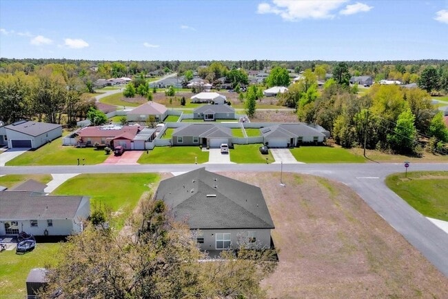 Building Photo - 4795 SW 142nd Place Rd