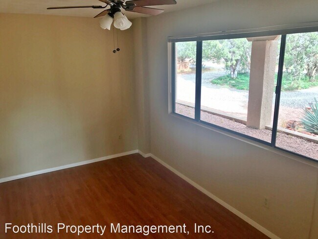 Building Photo - 5 br, 3 bath House - 3455 Moki Drive