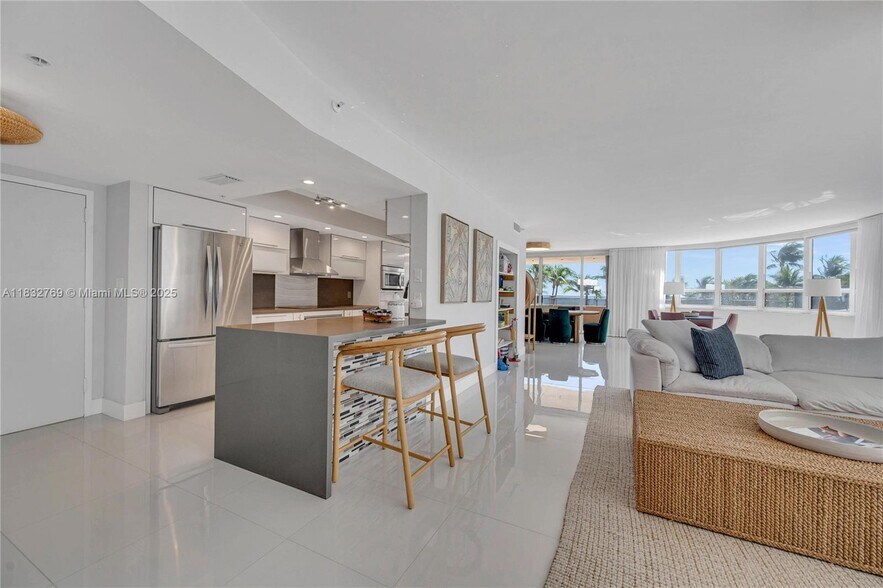 Building Photo - 10175 Collins Ave