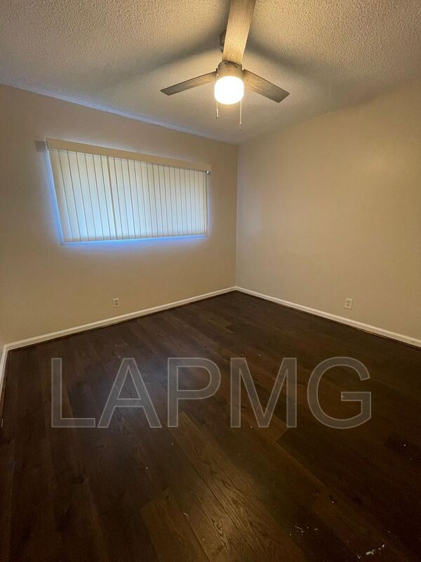 Building Photo - 11185 Carson Dr