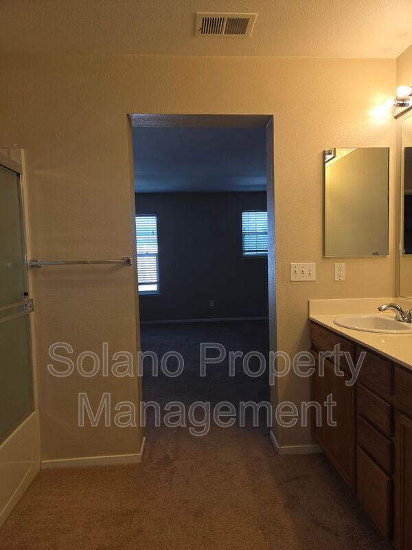 Building Photo - 3124 Puffin Cir