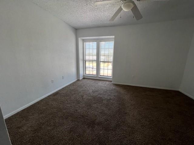 Building Photo - 5401 Laguna Dr