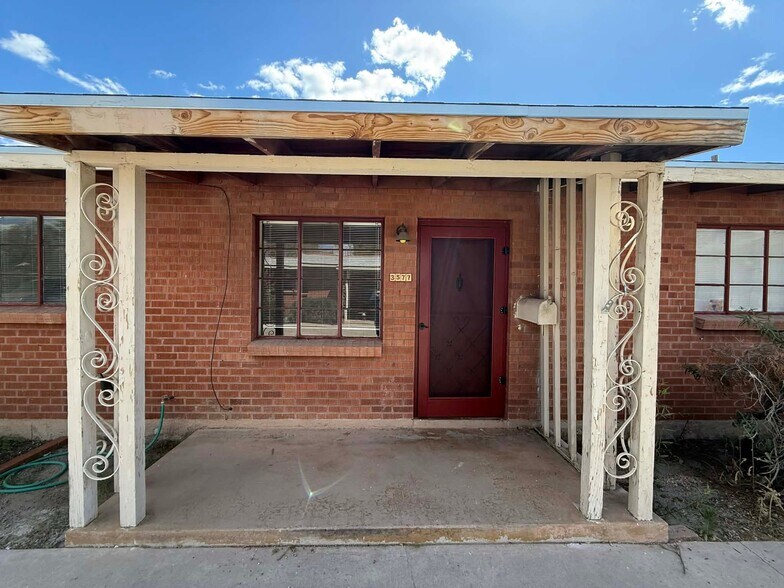 Building Photo - 3577 E 3rd St