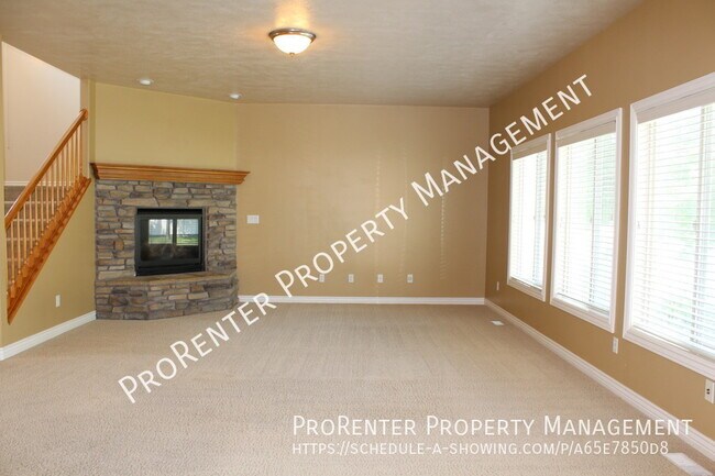 Building Photo - 1757 E 1150 N