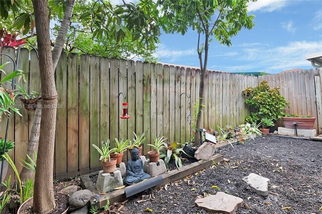 Building Photo - 11426 NW 4th Terrace