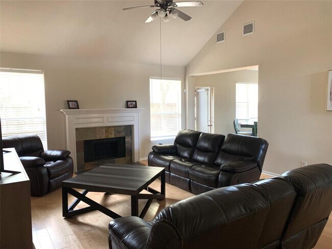 Building Photo - 6311 Auburn Terrace Ct
