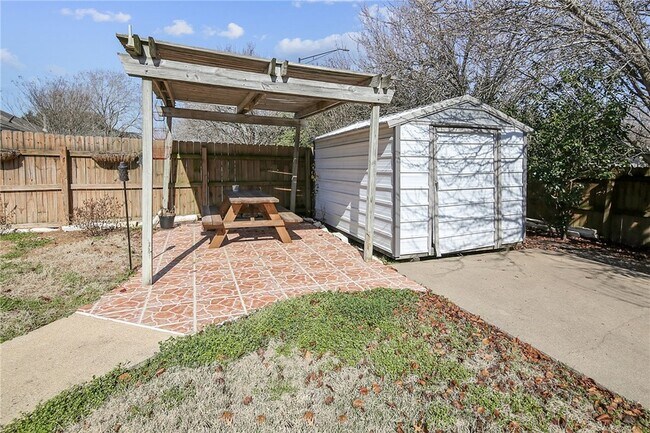 Building Photo - 3800 Stony Creek Ln