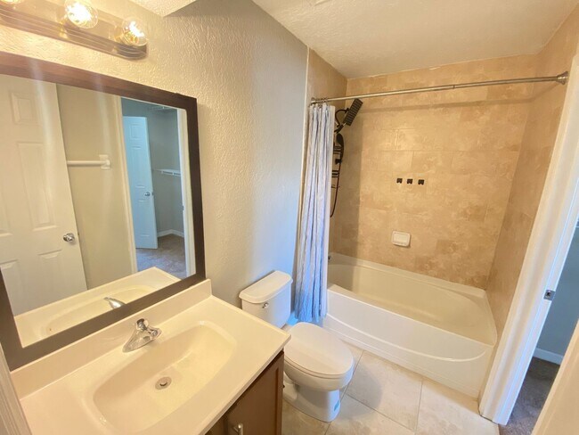 Building Photo - 1922 Conway Rd