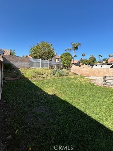 Building Photo - 13646 Kings Canyon Ct