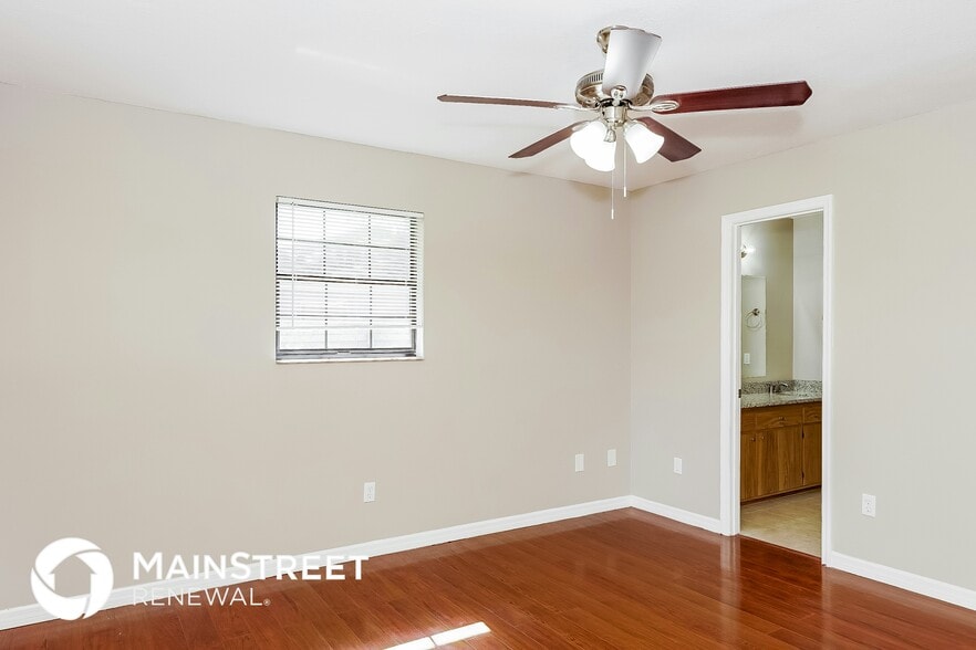 Building Photo - 4303 Ponds Dr