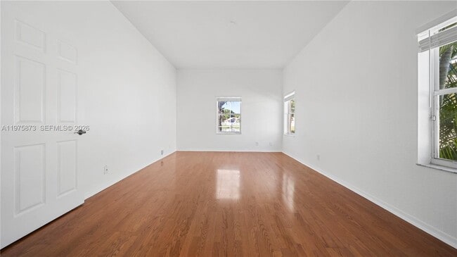 Building Photo - 4297 Diamond Terrace