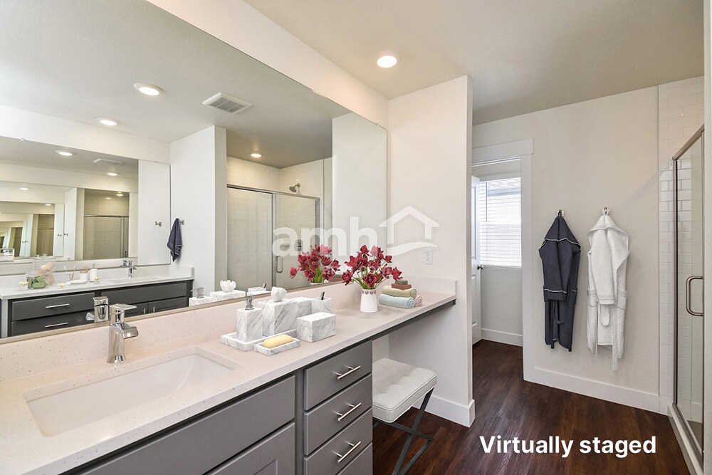 Building Photo - 7618 Mardale Ln