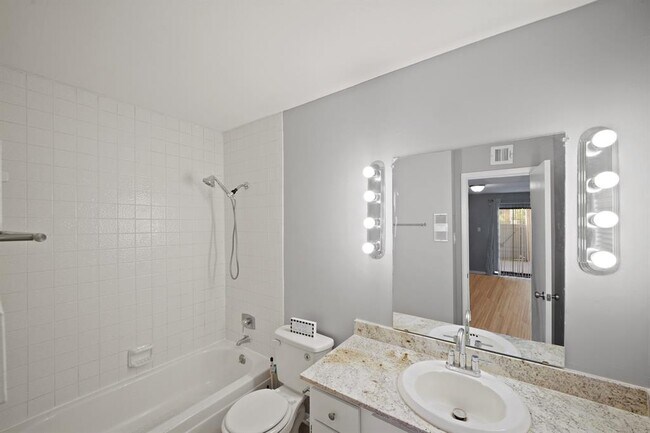 Building Photo - 8517 Hearth Dr
