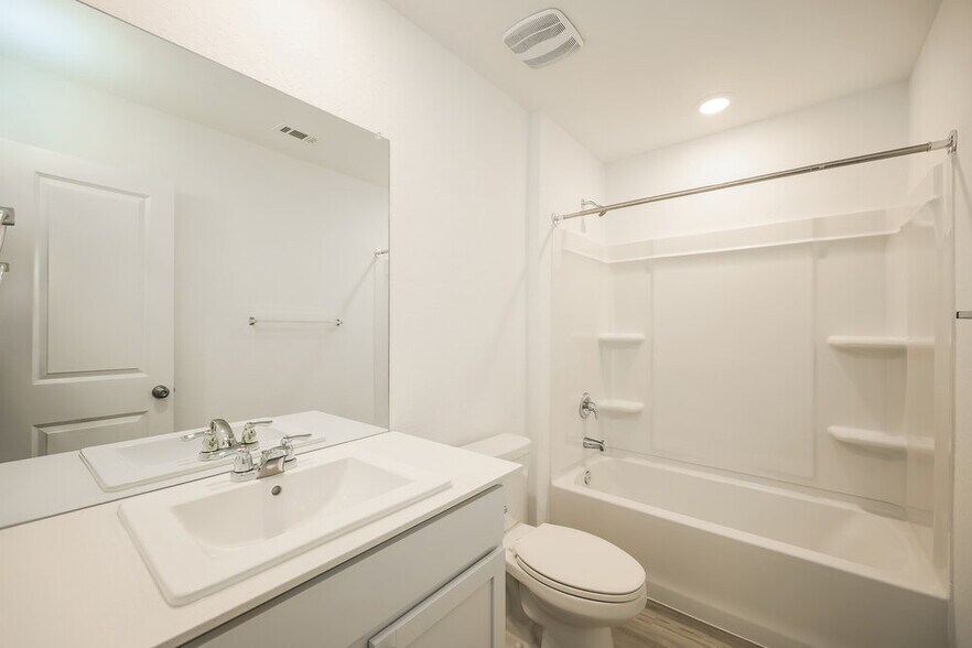 Building Photo - 3320 Mound Rdg
