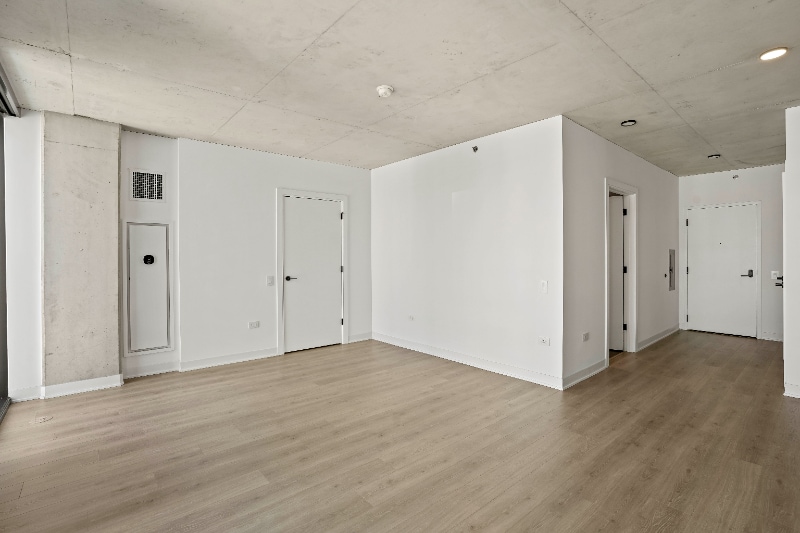 Building Photo - 245 W Polk St