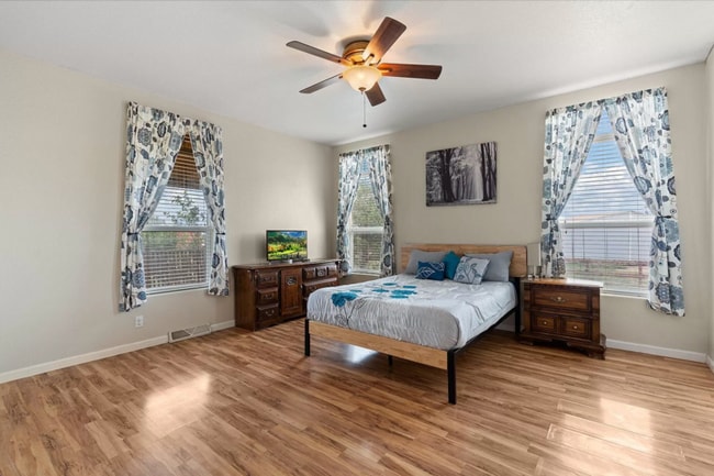 Building Photo - 4701 Navajo Rd