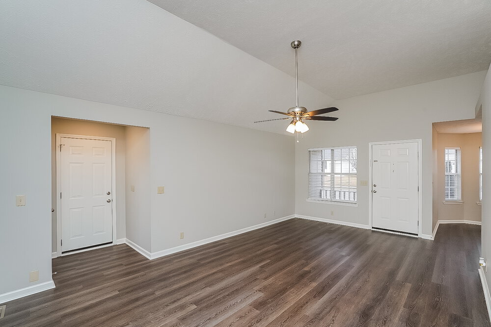 Building Photo - 3925 Calumet Dr