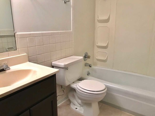 Building Photo - President Place Apartments