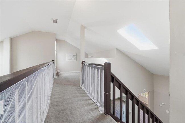 Building Photo - 1329 Thamesford Dr