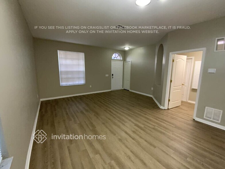 Building Photo - 10547 Peppergrass Ct