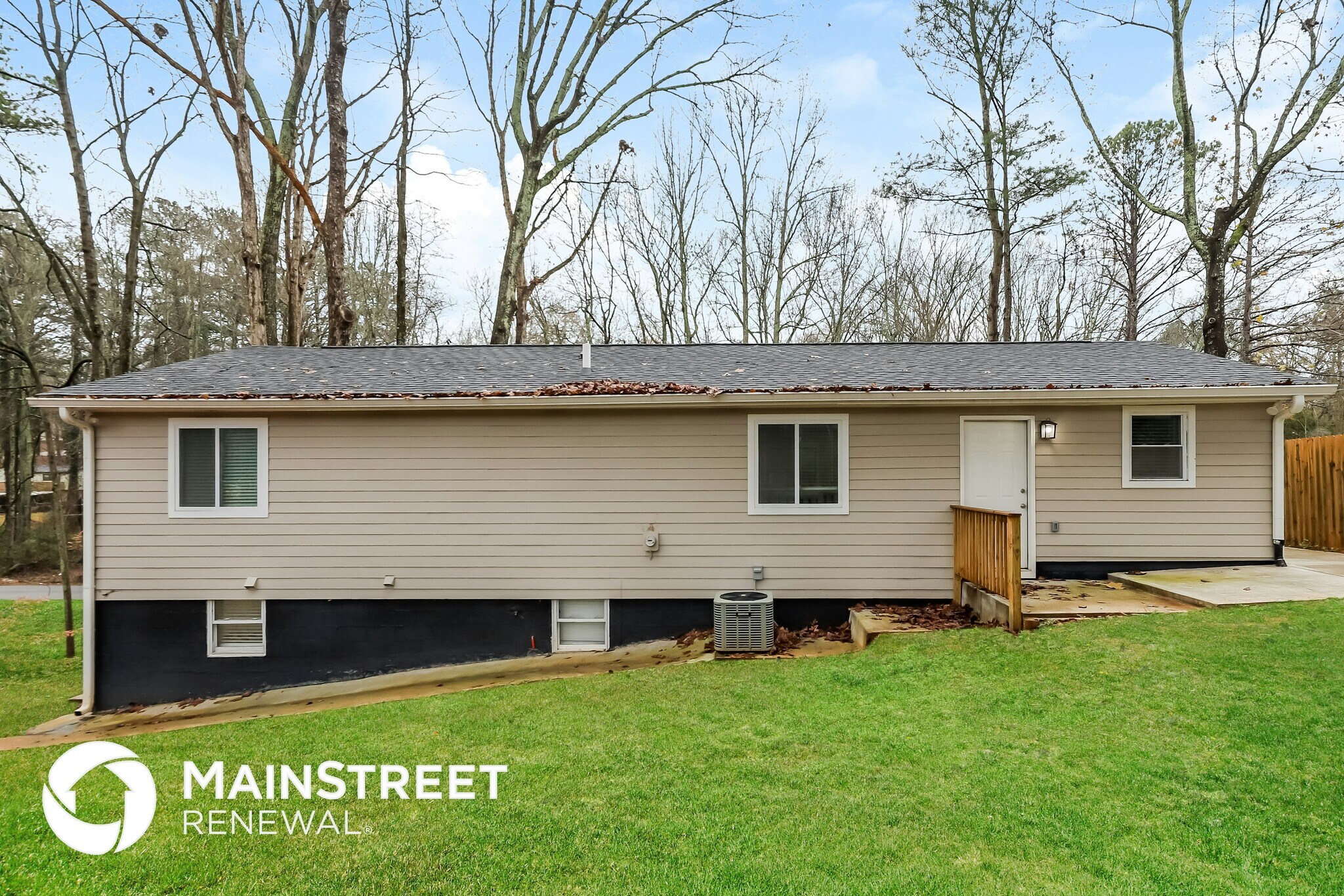 Building Photo - 3539 Meadowview Dr