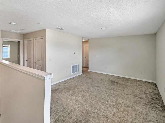 Building Photo - 5012 Blue Hammock Ct