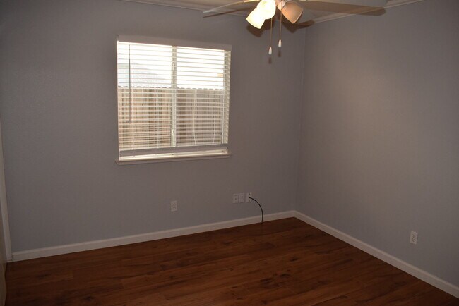 Building Photo - 6830 Paseo Del Sol Way