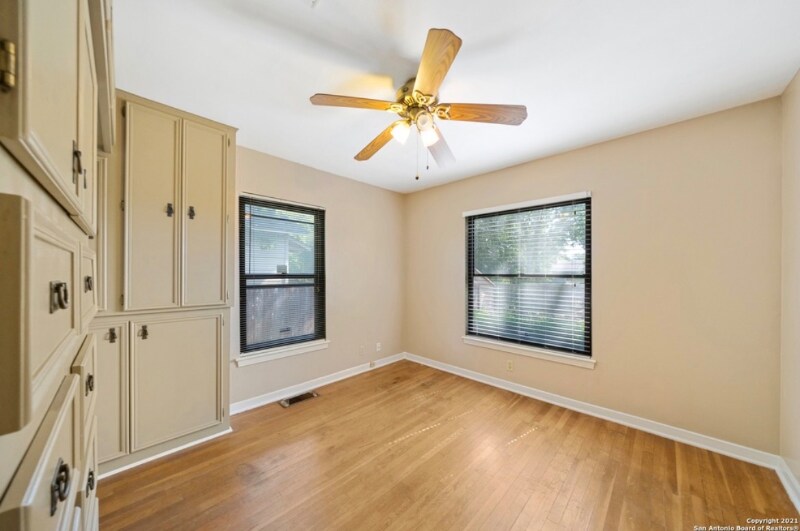 Building Photo - 214 Coyle Pl