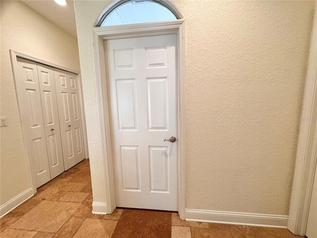 Building Photo - 27130 Firebush Dr