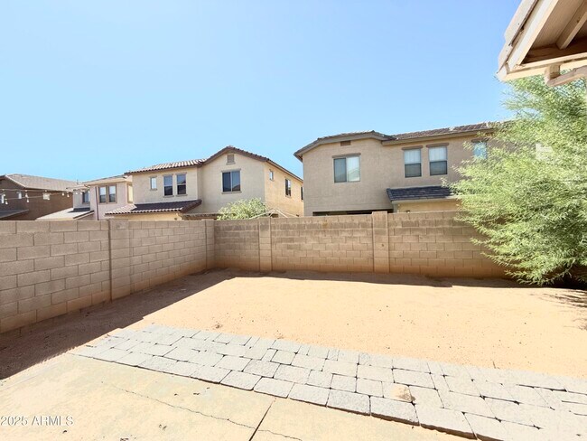 Building Photo - 14587 W Acapulco Ln