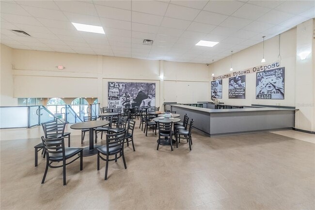 Building Photo - 2020 World Pkwy Blvd