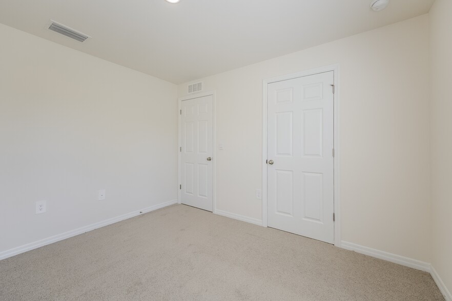 Building Photo - 3020 64th St W