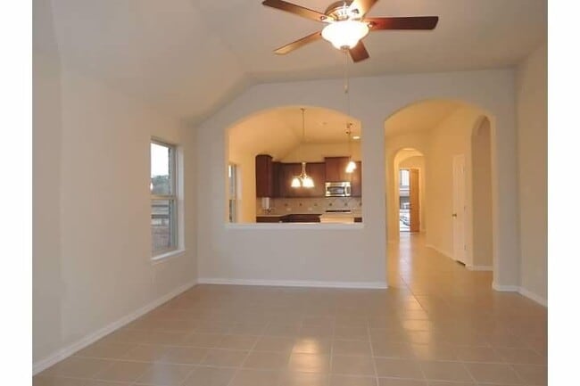 Building Photo - 3709 Mineral Dr