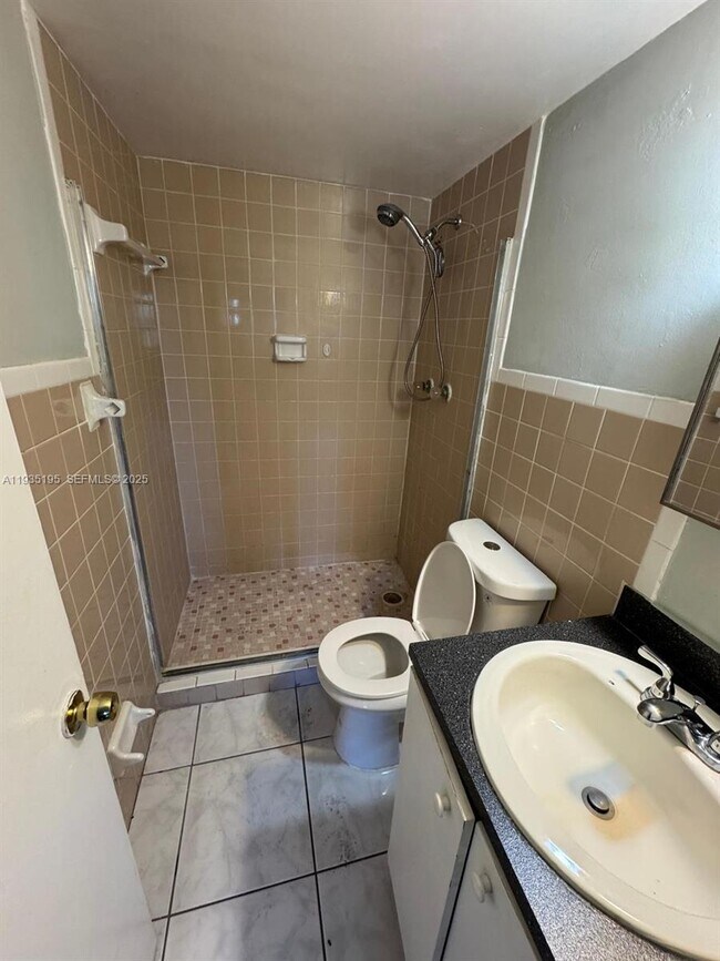 Building Photo - 17101 NW 57th Ave