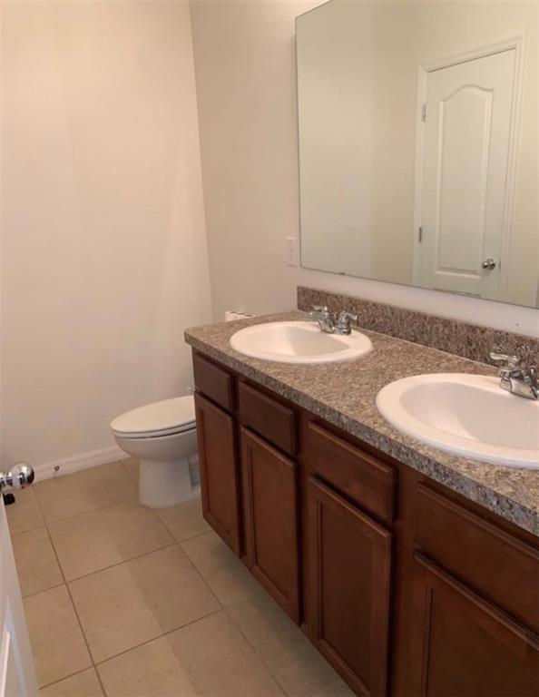 Building Photo - 323 Arbor Lakes Dr