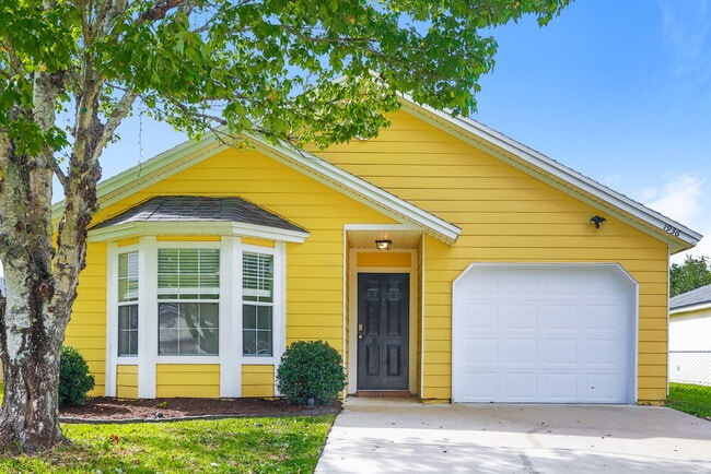 Building Photo - 1936 Hunters Trace Cir