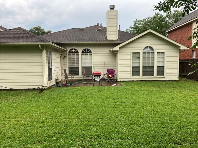 Building Photo - 1911 Blooming Park Ln