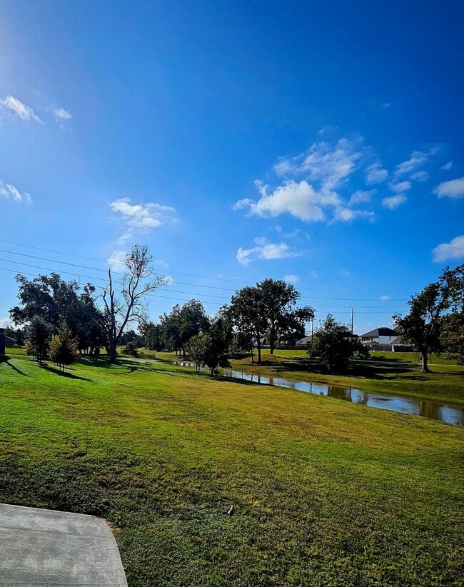 Building Photo - 8401 Hazel River Dr