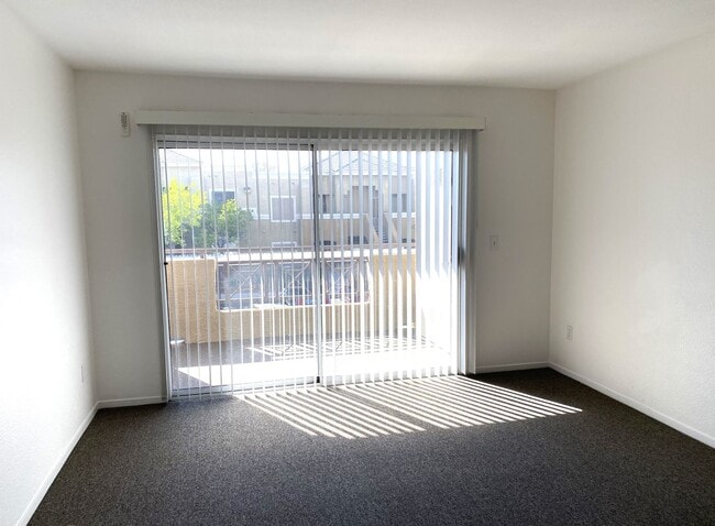 Building Photo - 8070 W Russell, Unit 2105