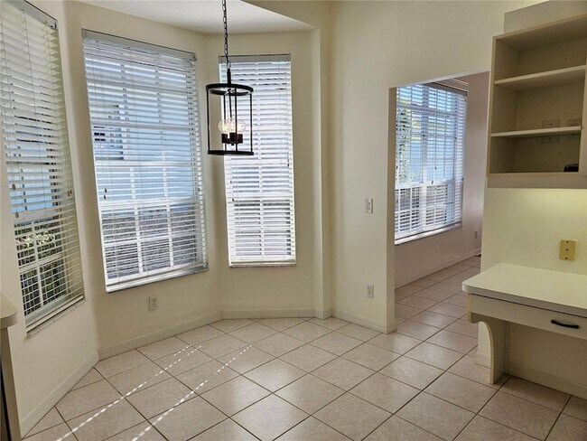 Building Photo - 835 Chalmers Dr