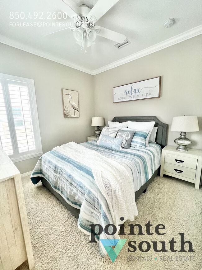 Building Photo - 6598 Carlinga Dr