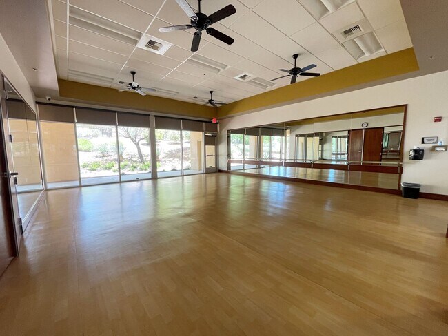 Building Photo - BEAUTIFUL HOME IN SOLERA SUN CITY ANTHEM