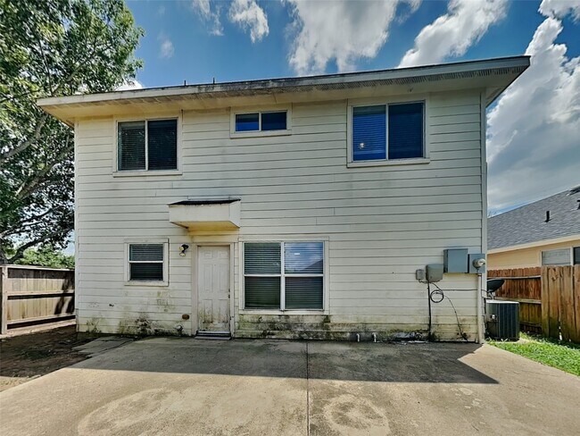 Building Photo - 24518 Cypresspark Glen Ln