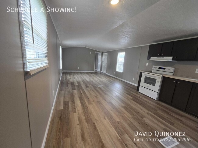 Building Photo - 252 S Blackwood Dr