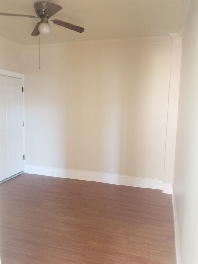 Building Photo - 4805 N Central Park Ave