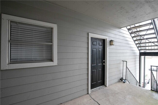 Building Photo - 12166 Metric Blvd